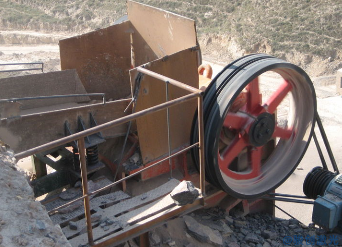 礦山設(shè)備用什么激光打標機